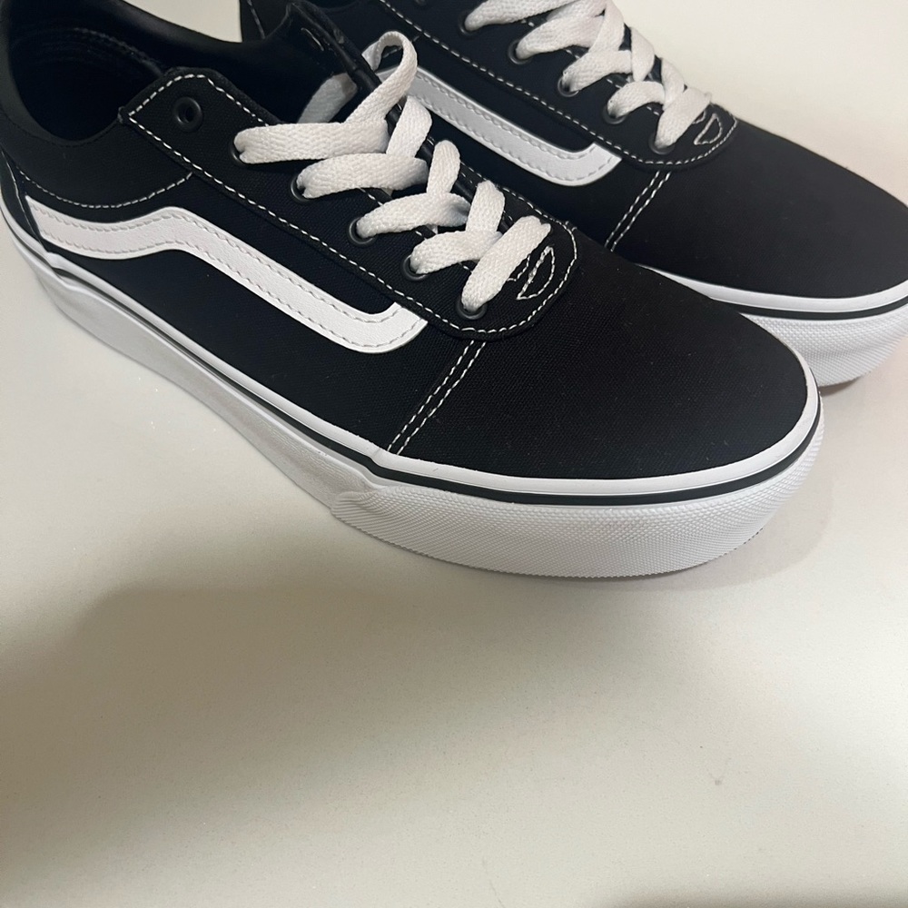 Vans Classic Black and White High-Tops